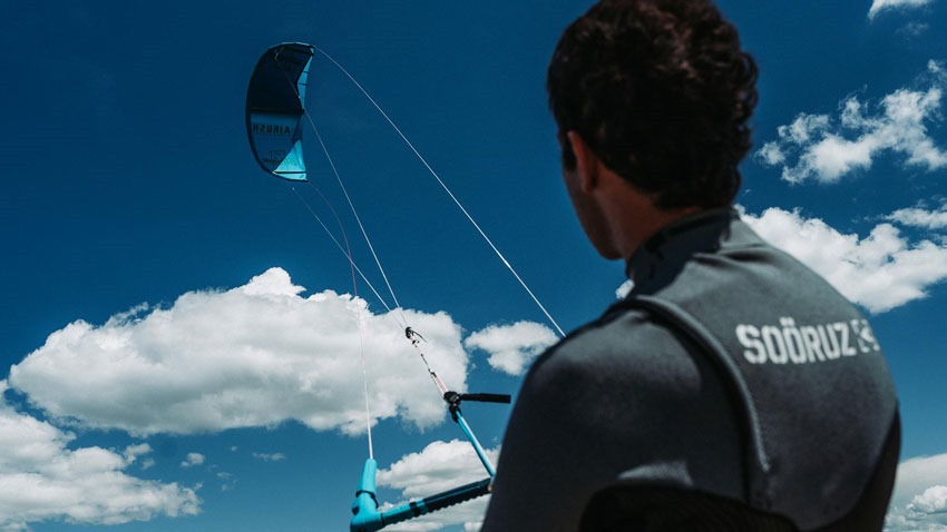 Airush Lithium V12 2021 Kite
