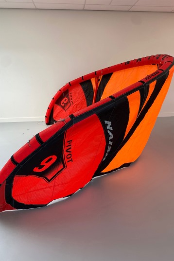 Naish-Pivot 2022 Kite (2nd)