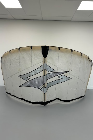 Naish-Pivot NVision 2024 Kite (DEMO)