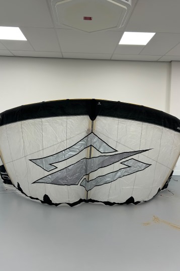 Naish-Psycho Nvision Kite (DEMO)