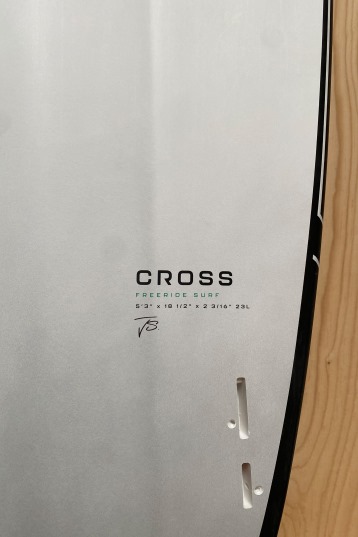 North-Cross 2025 Surfboard (DEMO)