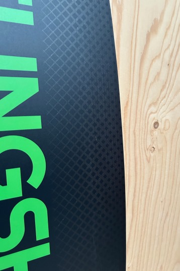 Slingshot-Misfit Carbon V11 2023 Kiteboard (DEMO)