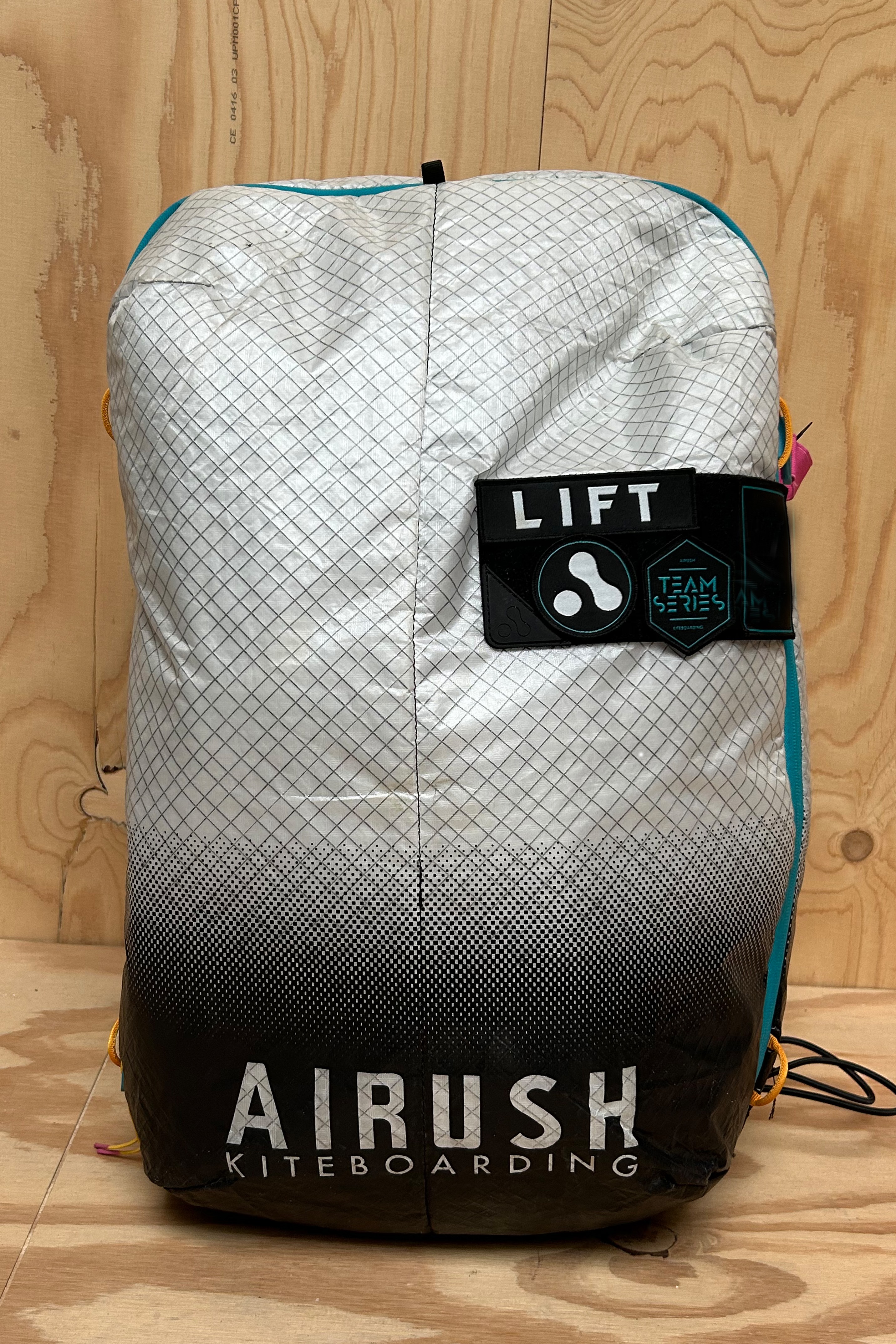 Airush-Lift Team 2025 Kite (2nd)