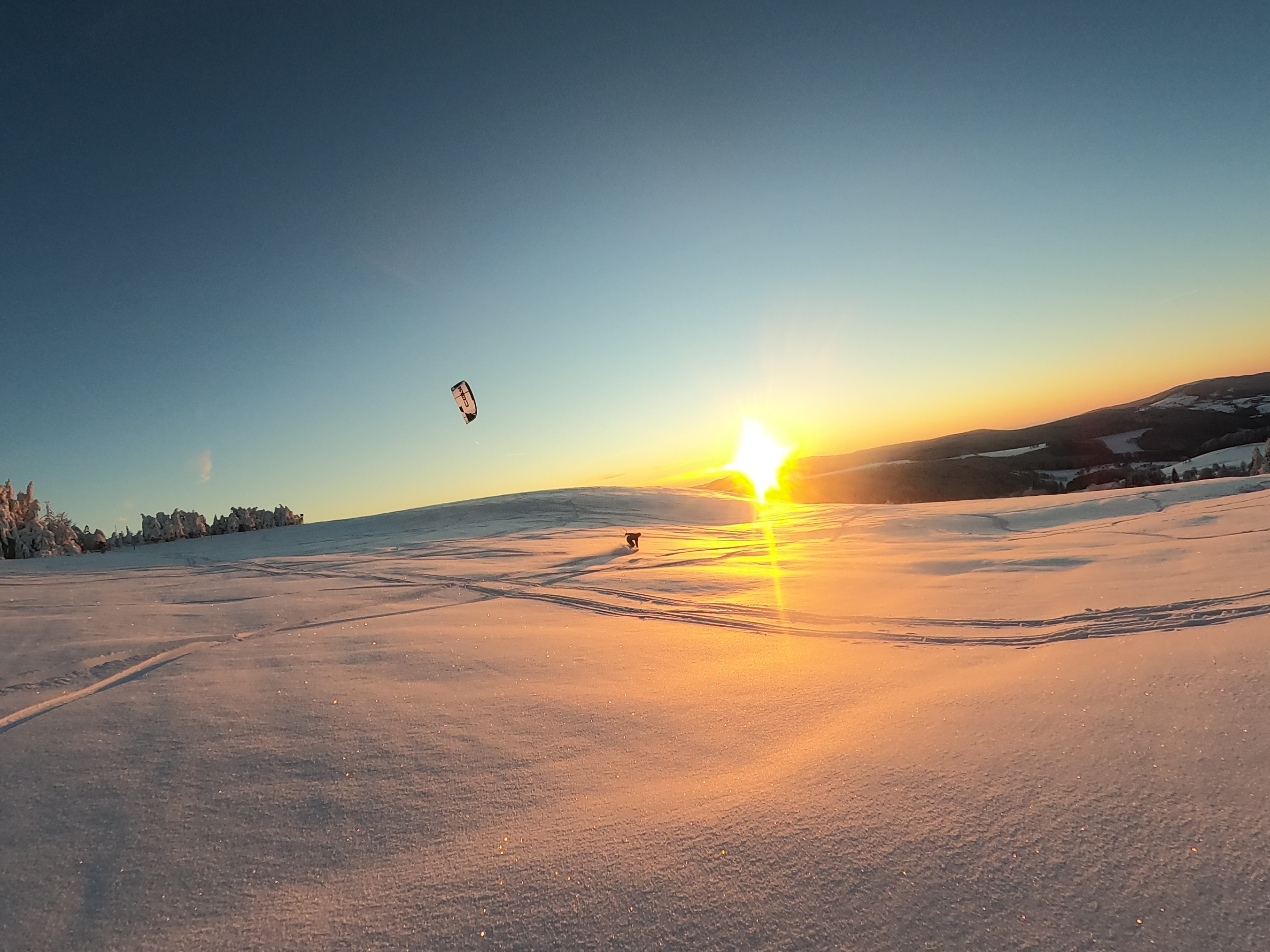 Snowkiting - the winter alternative for kitesurfers?! 